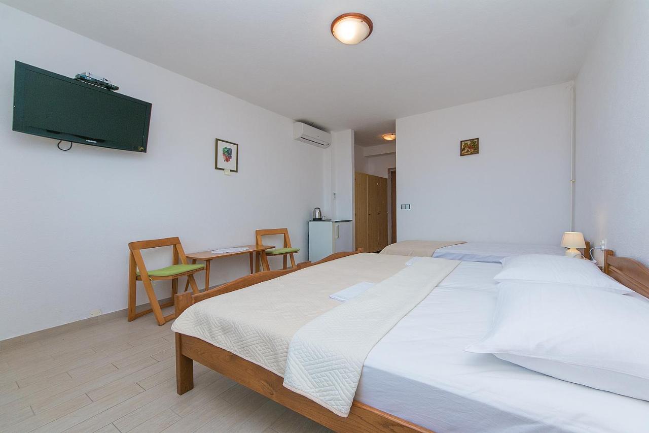 Triple Room Brela 2752A Exterior photo